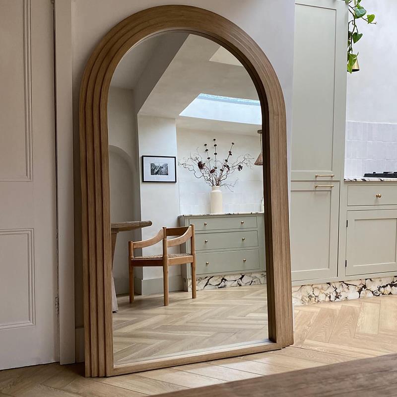 7 trucuri cu oglinzi pentru spatii mai mari si luminoase